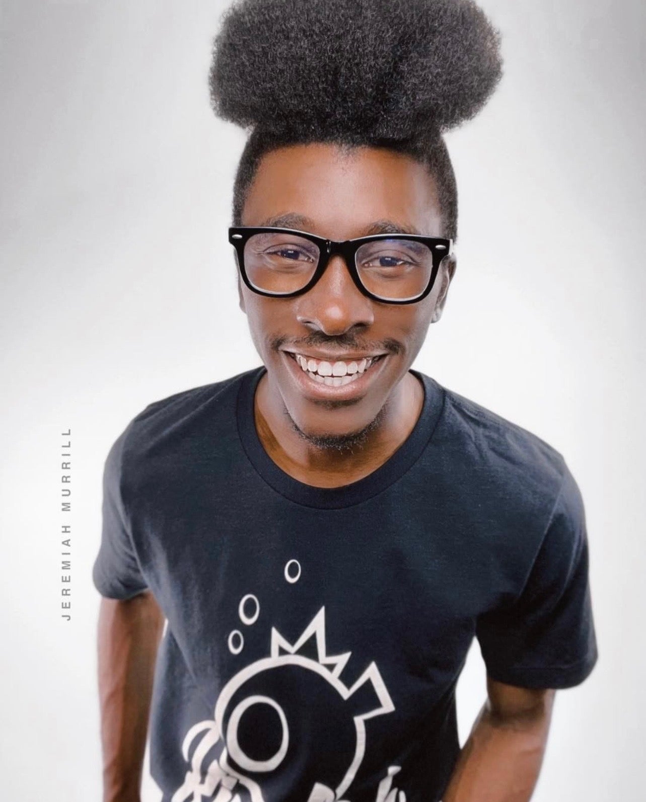 Christian Streetwear T-shirt with Kingfish Logo - Unisex