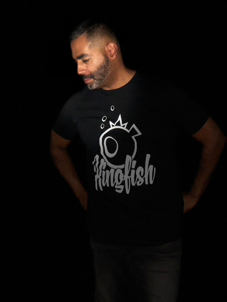 Christian Streetwear T-shirt with Kingfish Logo - Unisex